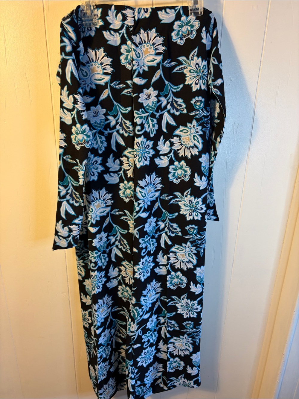 Ann Taylor Size S Black Blue Floral Smocked Waist Pants